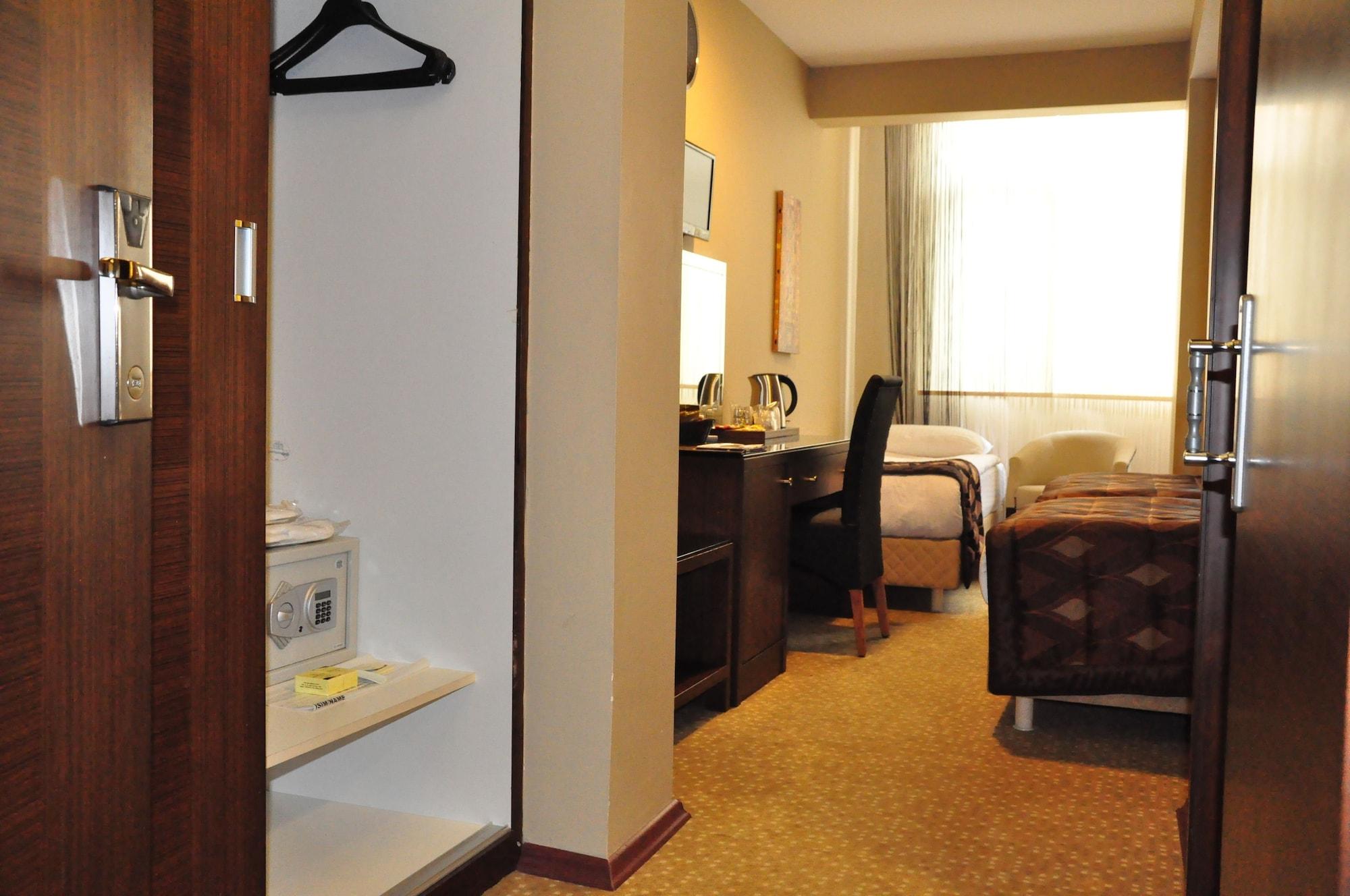 Marlight Boutique Hotel Измир Екстериор снимка