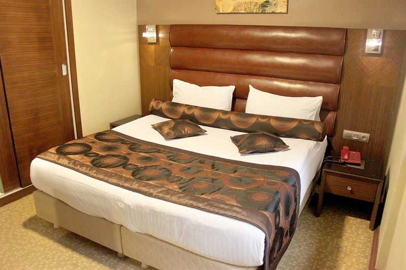 Marlight Boutique Hotel Измир Екстериор снимка